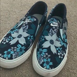 Slip on Nike floral shoes
